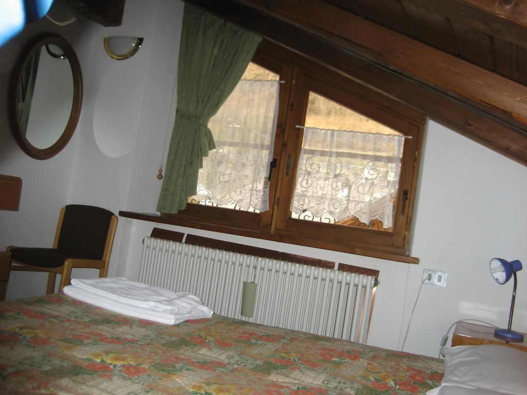 Casa Martini Daire Mezzana  Dış mekan fotoğraf