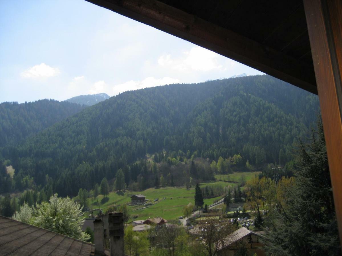 Casa Martini Daire Mezzana  Dış mekan fotoğraf